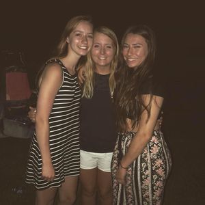 Meet your Posher, Dana